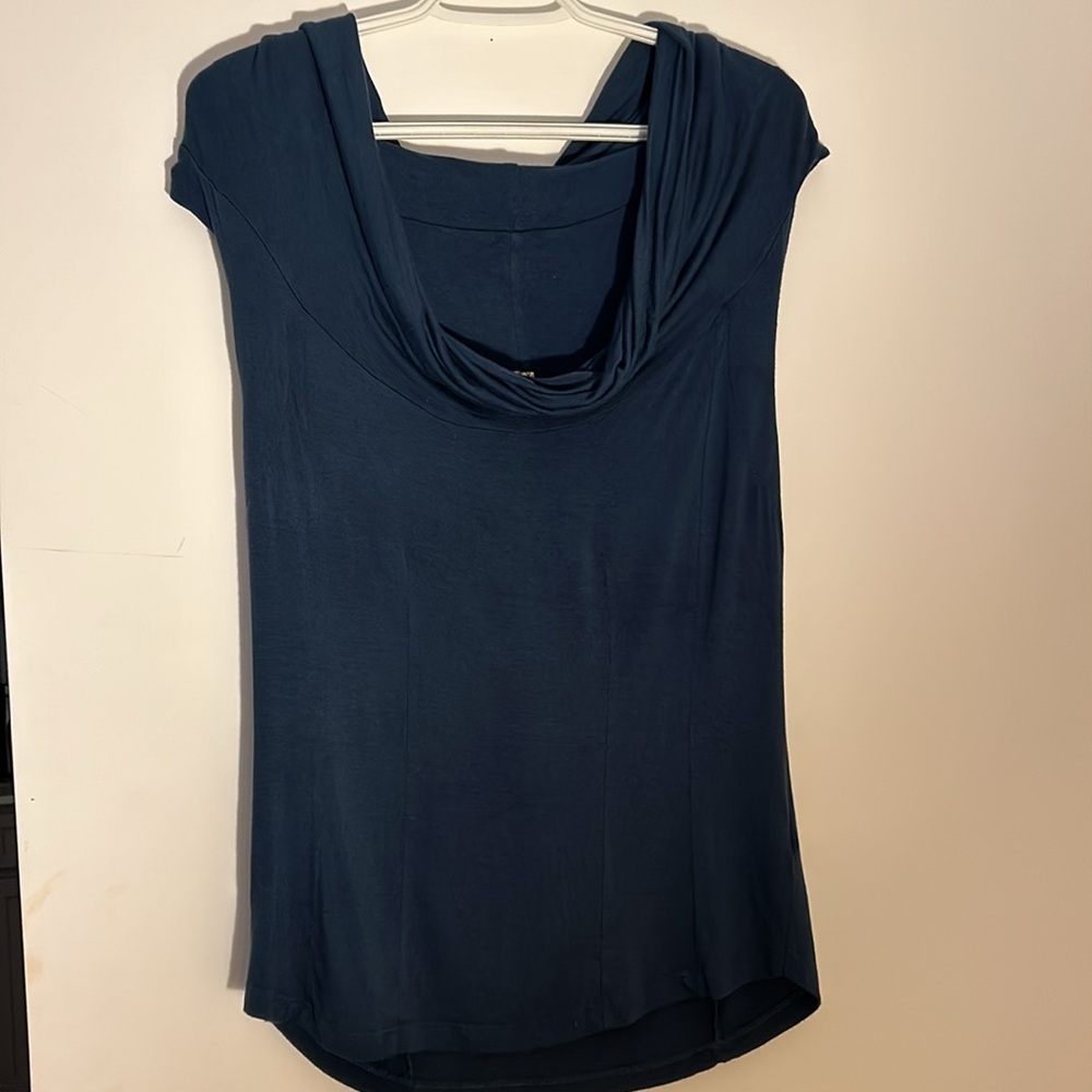 FREE PEOPLE Elegant Blue Women's Top size medium - Picture 2 of 11